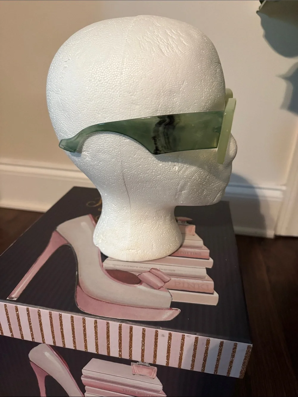 Stylish Green Women's Oversized Frame Glasses